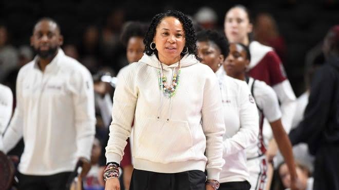 Dawn Staley's Culture Is Real: South Carolina Is the Only SEC Women's Basketball Program With Zero Players in the Transfer Portal